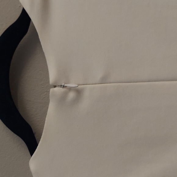 WHITE HOUSE BLACK MARKET Winter White Capped Sleeve Button Sheath Dress - Picture 8 of 13